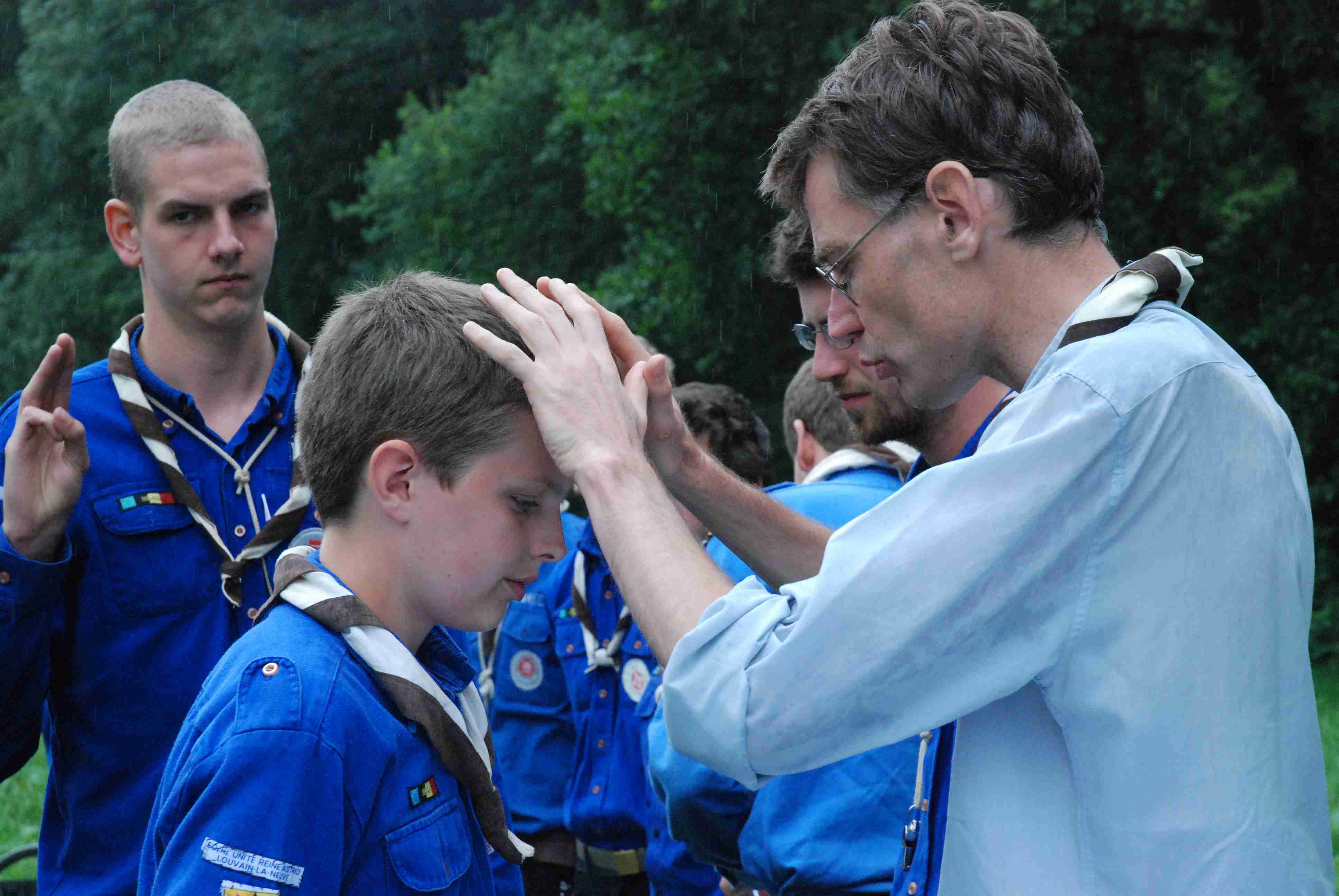 Sifaka se fait bénir lors de sa promesse